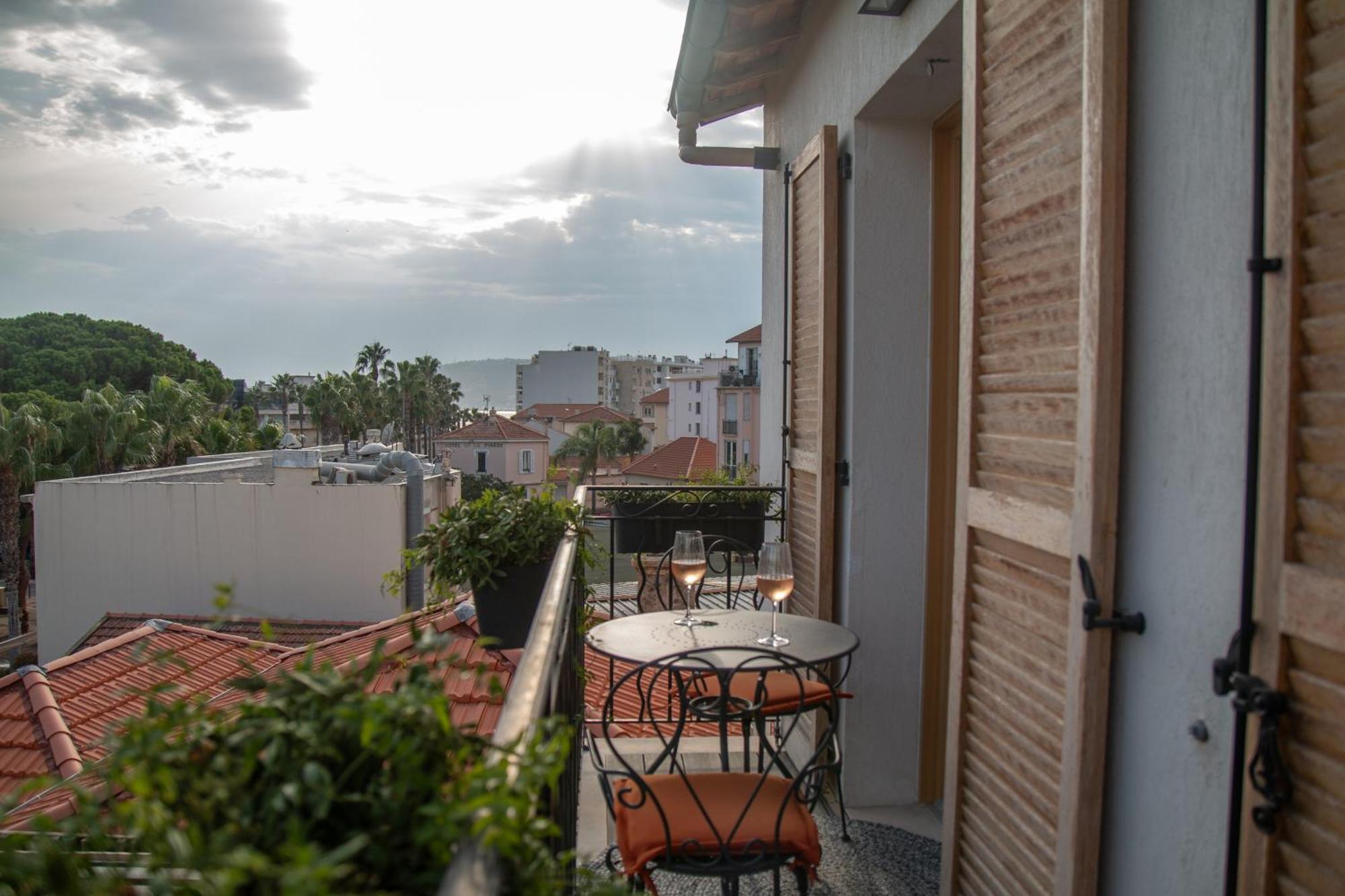 Unique Boutique Hotel Antibes Juan-Les-Pins Eksteriør billede